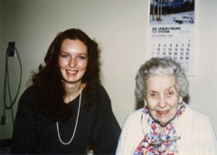1985 Charlotte and Grandma.jpg